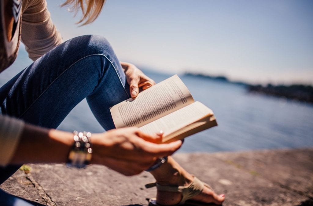 TLMN Summer Reading Guide for Moms!