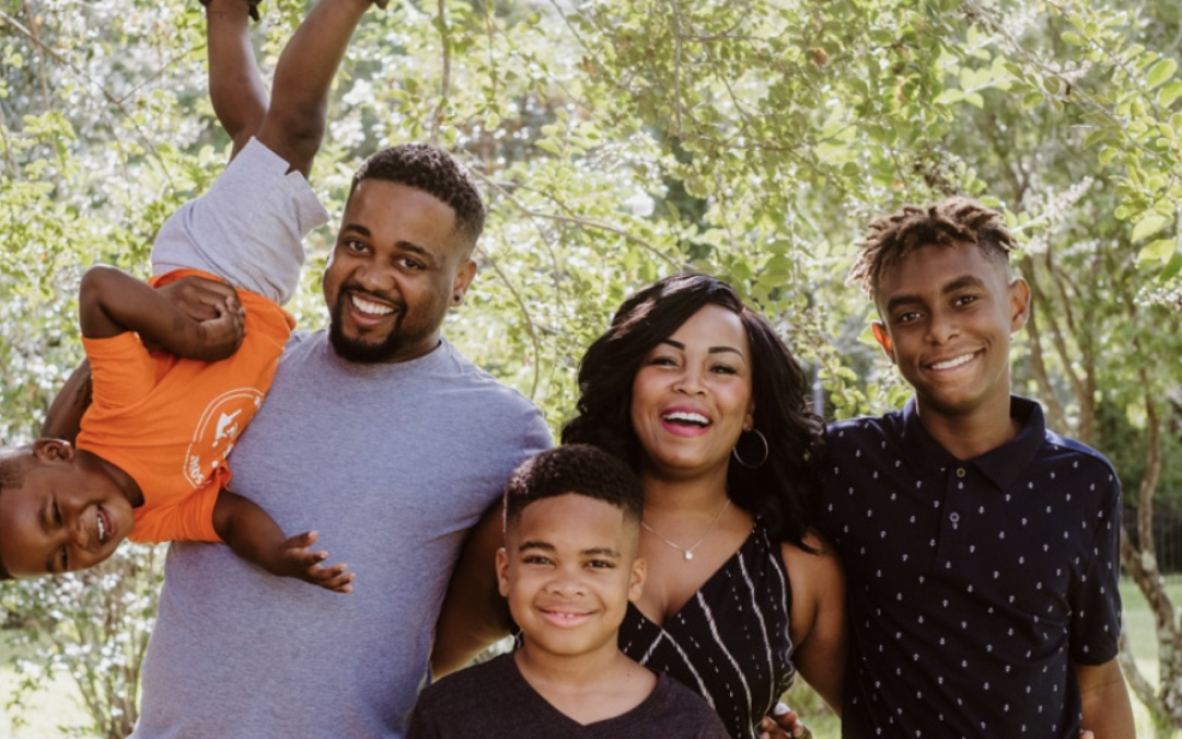 Catching Up with Donte Palmer of Squat for Change!