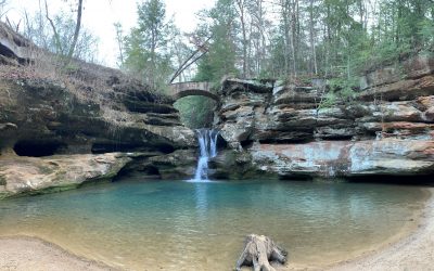 Winter Getaway To Hocking Hills + A Bonus COSI Visit