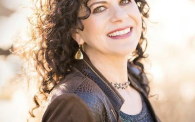 Meet a Mom — Elizabeth Yarnell of Digistars!