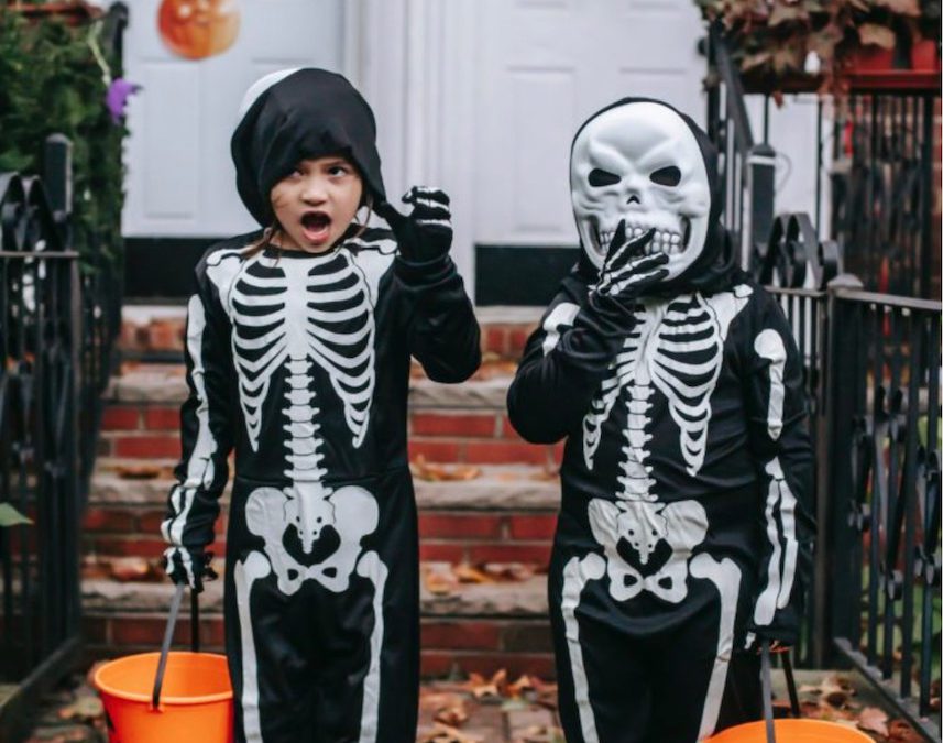 Halloween Safety : What Parents Should Know in 2022!