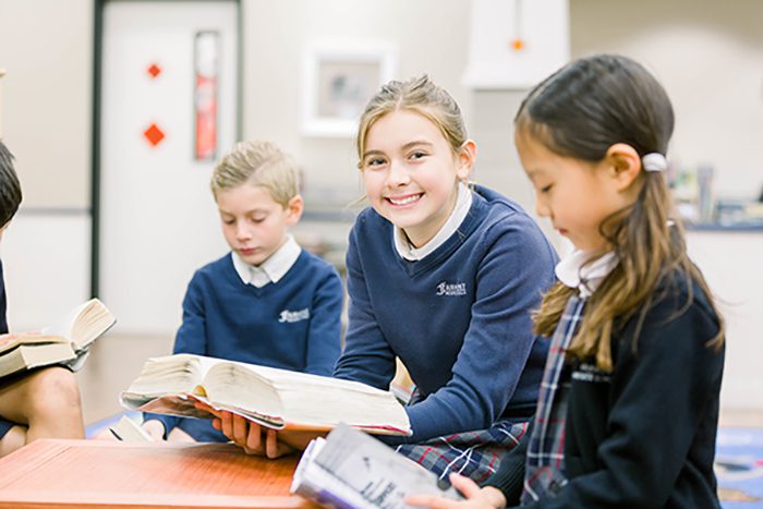 How Good Schools Use Data to Improve Learning Dr. Kelly D. Robinette