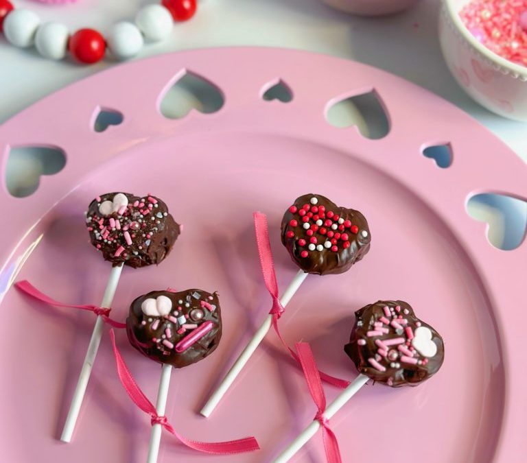 Marshmallow Lollipop Hearts